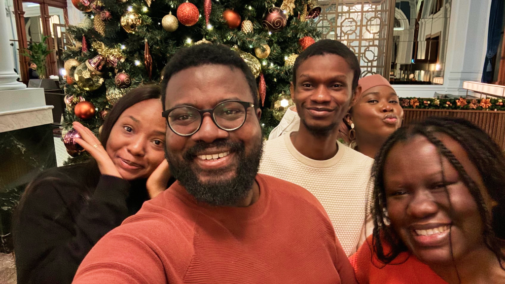 Leslie celebrating with family