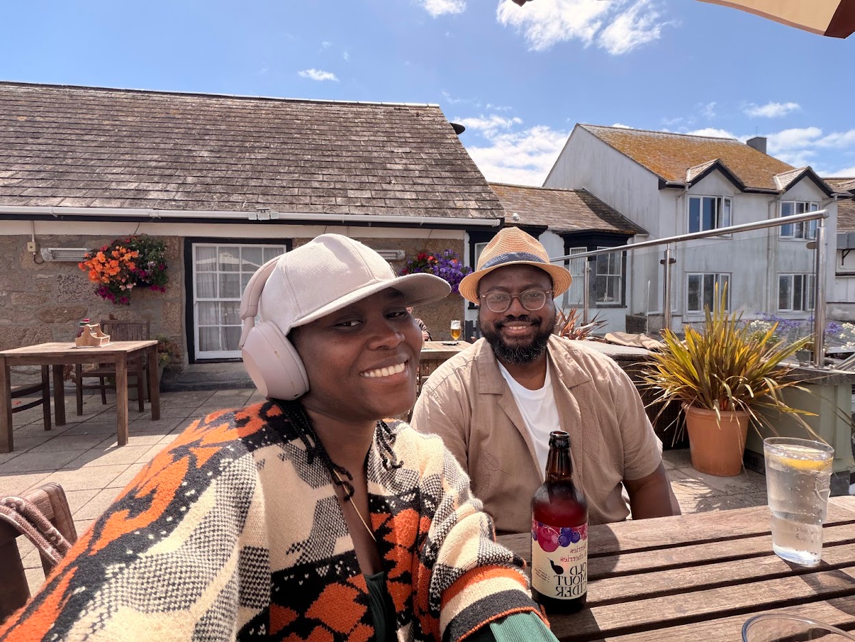 Leslie spending time with friends outdoors